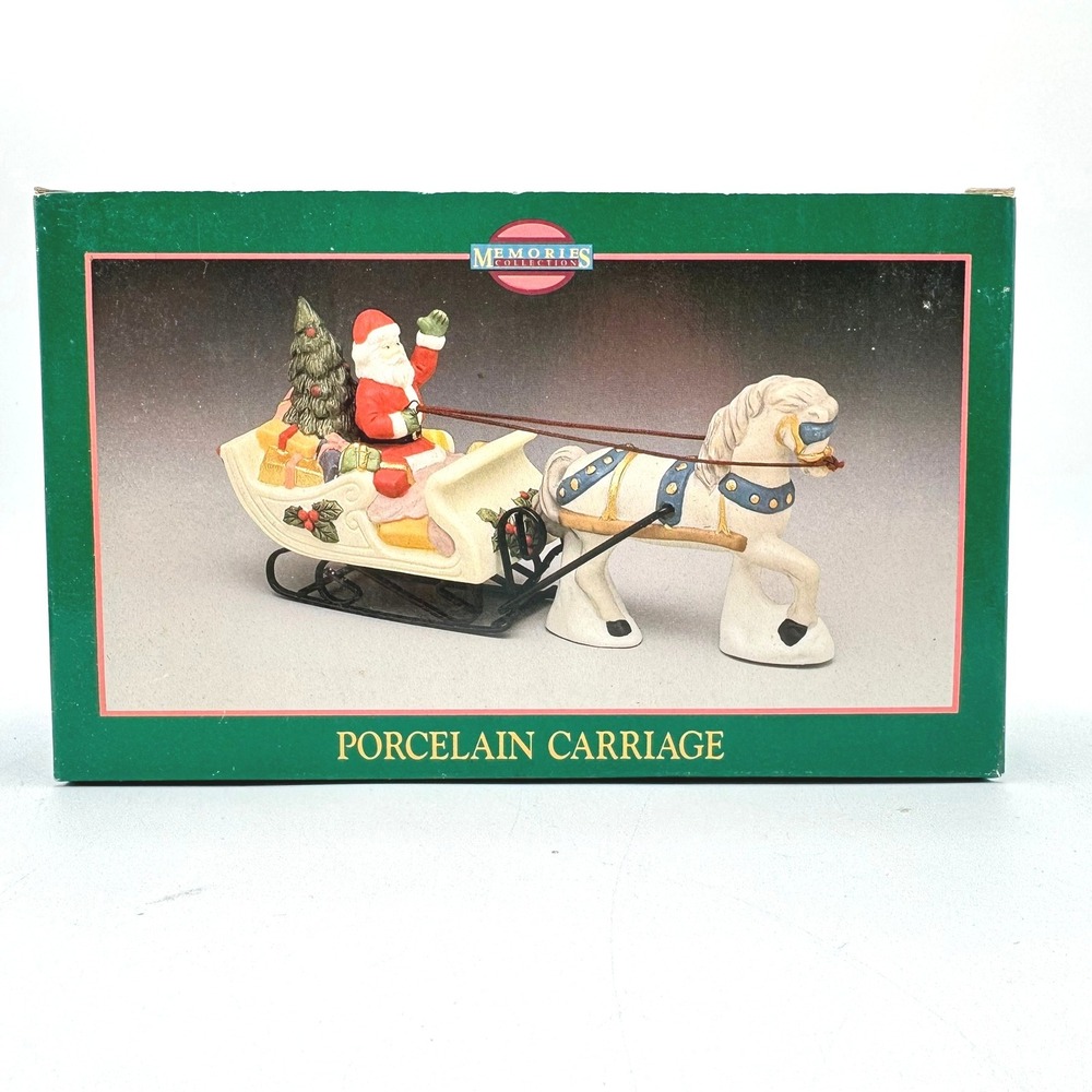 Vintage Memories Collection‎ Ceramic Christmas Village Porcelain Carriage Santa